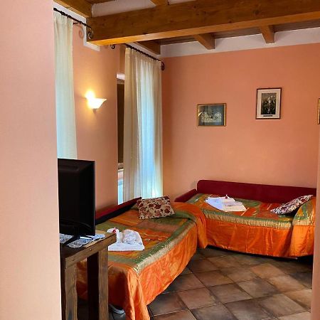 مبيت وإفطار Careggine Borgo Delle Panie المظهر الخارجي الصورة
